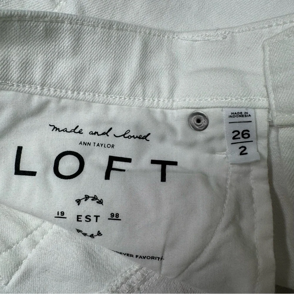 Loft White Denim Roll Cuff Jean Shorts Size 2